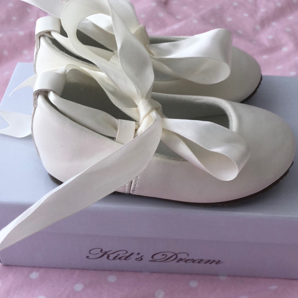 Kids Dream Ivory Ballerina Ribbon Tie Baby Shoe
